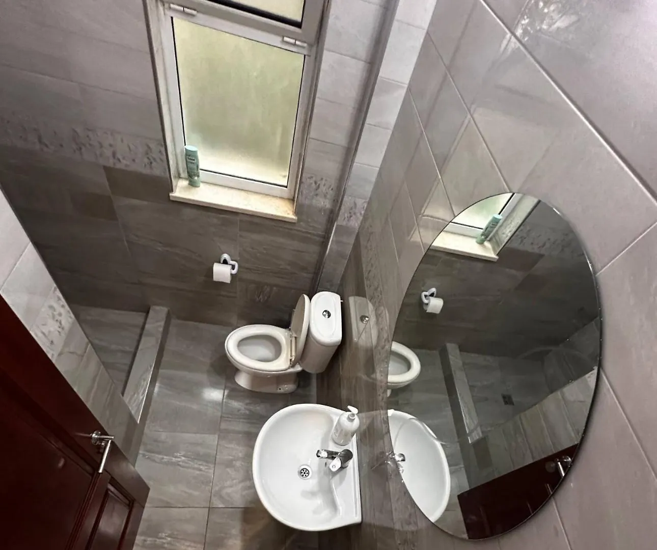 Studio In Bllok Tirana Apartment